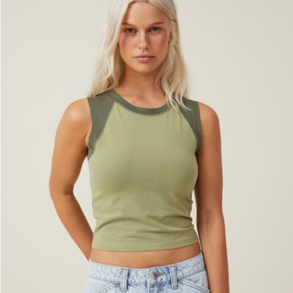NWT Cotton On Green Billie Raglan Muscle Tank T Shirt top SOLD OUT size small